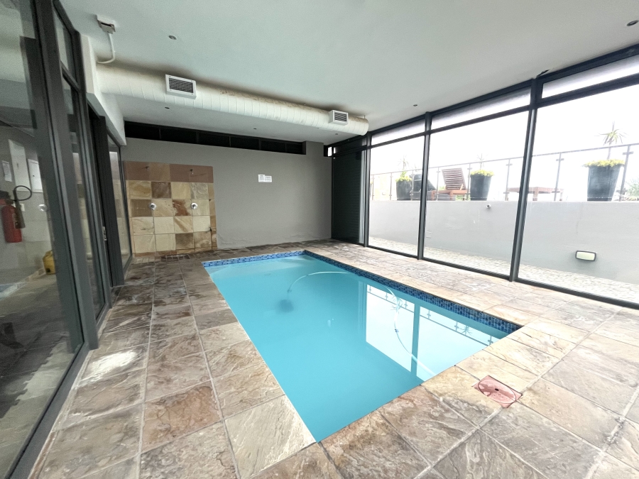 1 Bedroom Property for Sale in Beachfront Western Cape